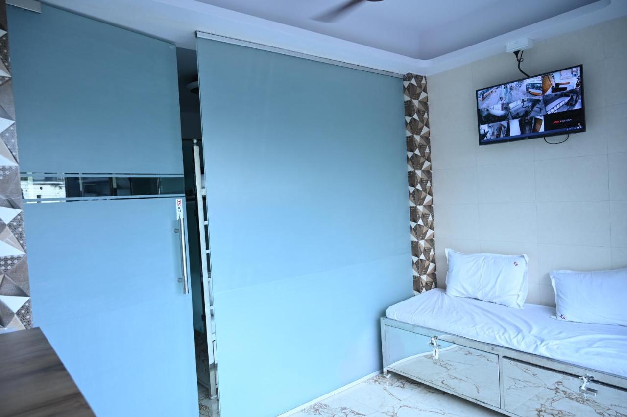 Sagar Dormitory Andheri - Nearest To Andheri Railway Station West Mumbai Bagian luar foto