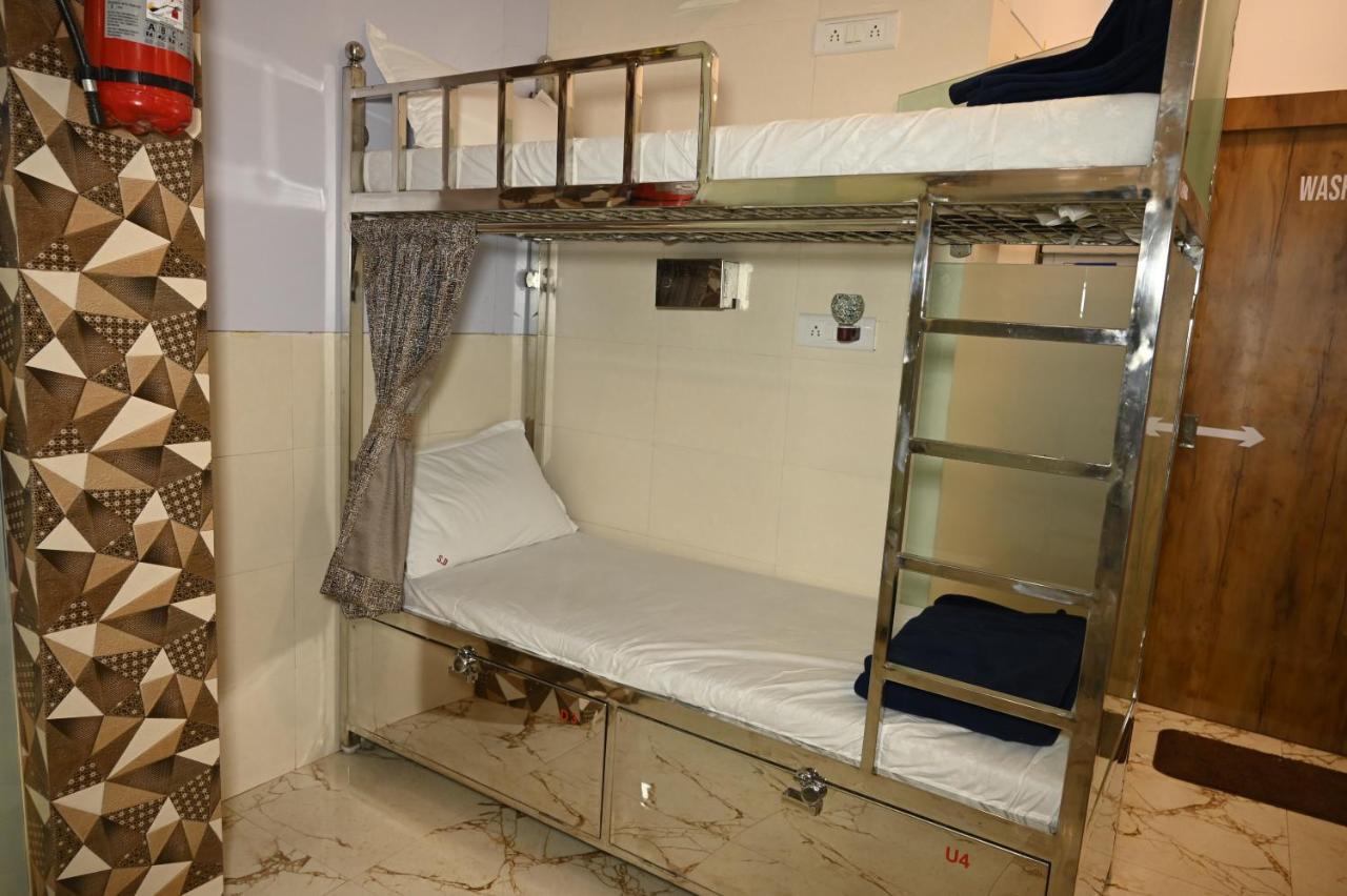 Sagar Dormitory Andheri - Nearest To Andheri Railway Station West Mumbai Bagian luar foto